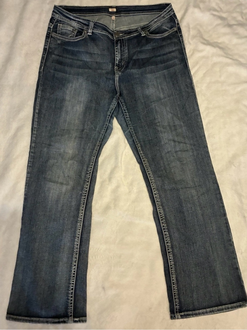 Reba Jeans Size 16 Medium Wash Picket Detail